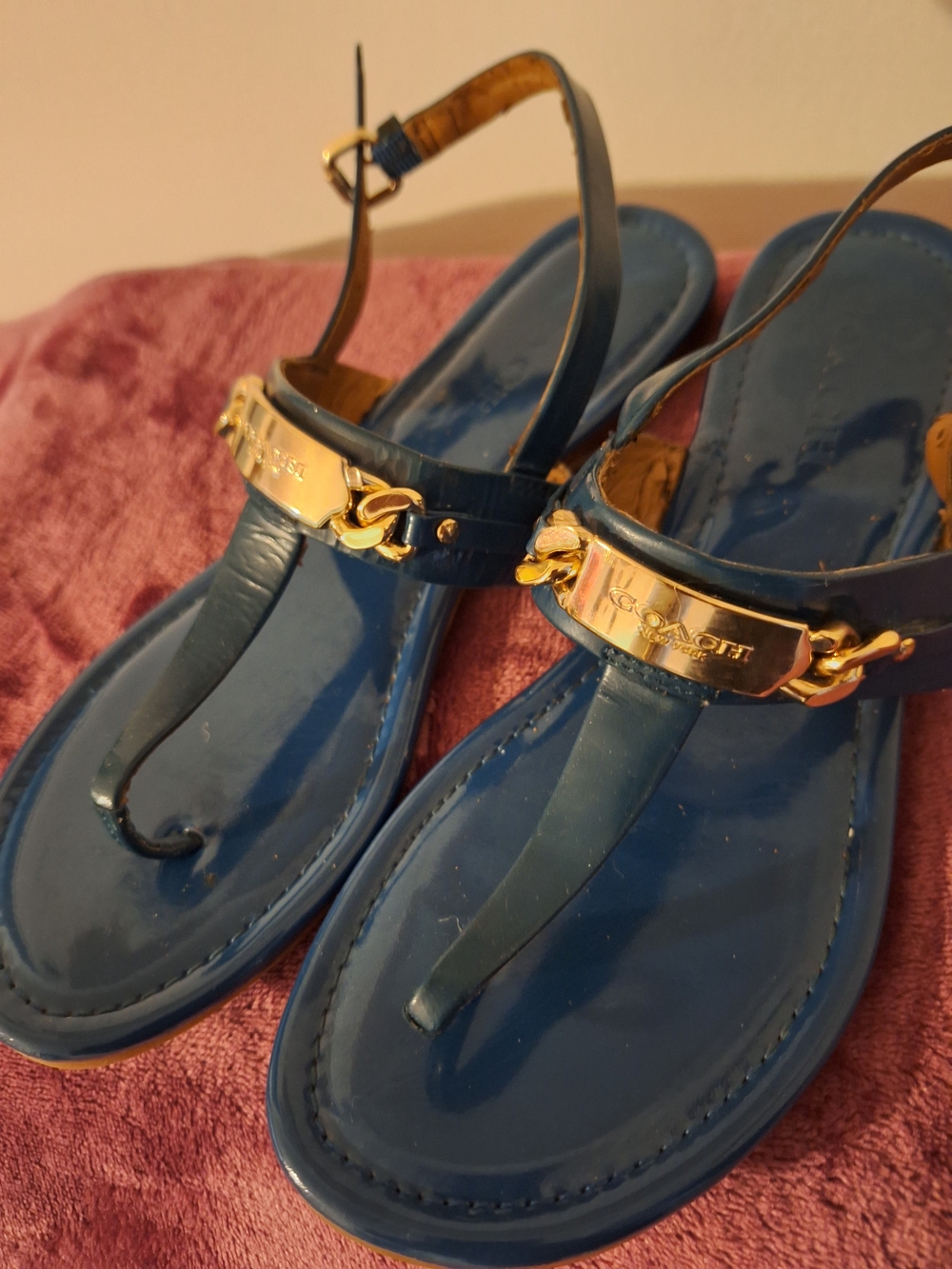 COACH Women's Blue Patent Thong Sandals with Gold Trim